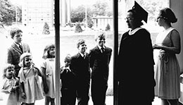 Photo of Dorothy Kondash Willis and family Willis-01.jpg